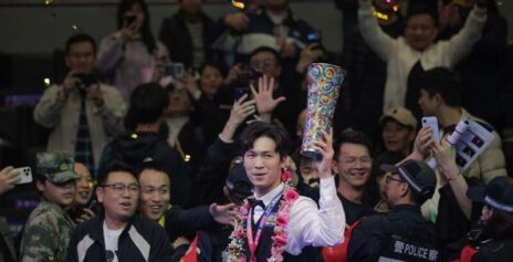 Чемпиону World Open 2026 Тепчайе Ун-Ну в Юйшане не хватило сменного комплекта одежды