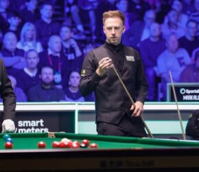 Джадд Трамп сделал впечатляющий камбэк в матче с Марком Алленом на Tour Championship 2026