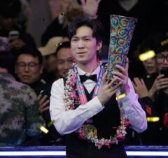 Тепчайа Ун-Ну в марте выиграл номинацию «Игрок месяца»