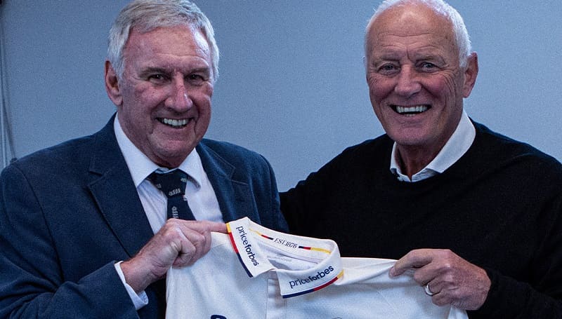 Барри Хирн почетный член крикетного клуба Essex Cricket Club (фото: WST)