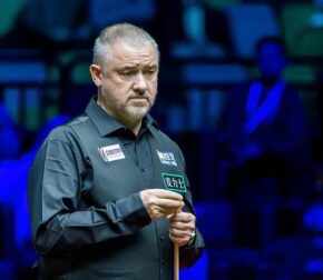 Чемпионат мира 2026 по снукеру: Стивен Хендри назвал своего фаворита на турнире в Крусибле