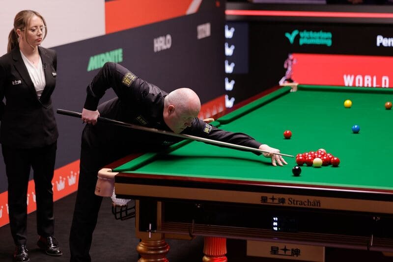 Джон Хиггинс уступал 4-5 после первой сессии (фото: WST)