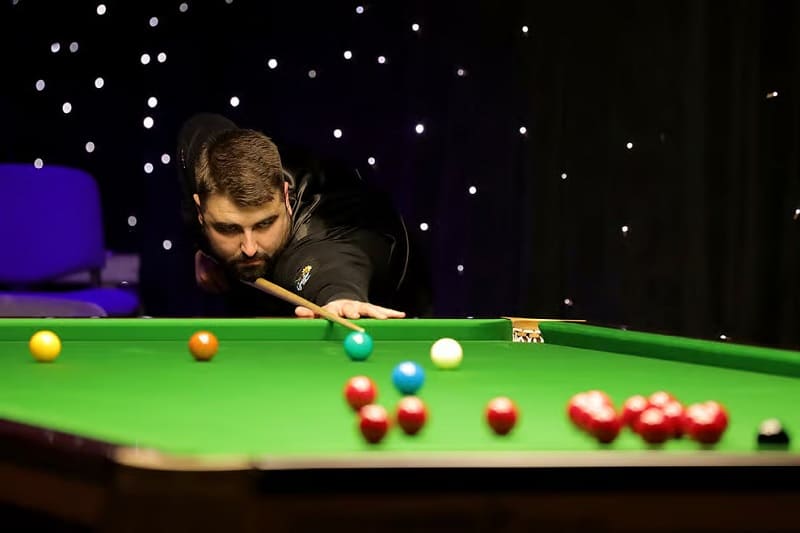 Джейми Кларк стремится в третий раз пройти квалификацию на турнир в Крусибле (фото: totallysnookered)