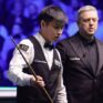 Tour Championship 2026: Чжао Синьтун сделал пять сенчури на пути к победе над Крисом Уокелином в 1/4 финала
