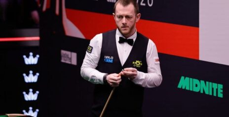 Чемпионат мира 2026: Марк Аллен ведет 9-7 против Кайрена Уилсона после захватывающей борьбы в 1/8 финала