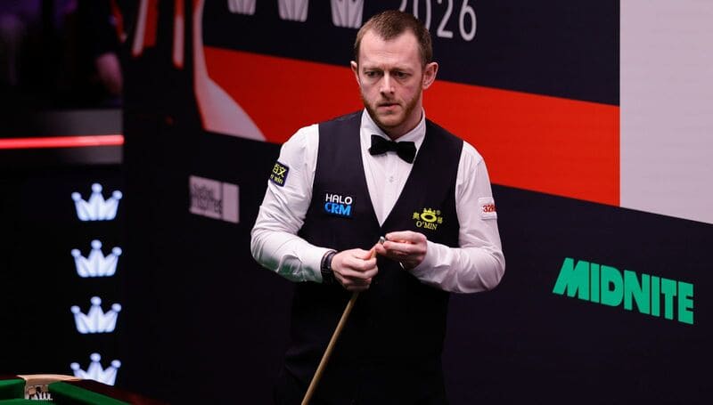 Марк Аллен ведет 9-7 против Уилсона (фото: WST)