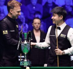 Синьтун обыгрывает Трампа 5-3 после первой сессии в финале Tour Championship 2026