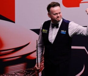 Мерфи нанес поражение Чжао Синьтуну и встретится с Хиггинсом в 1/2 финале Чемпионата мира 2026