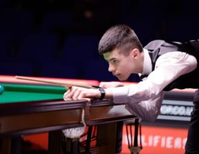 Шубарчик победил Сандерсона Лама и вышел в третий квалификационный раунд Чемпионата мира 2026