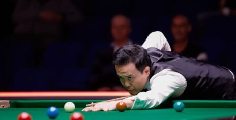 Марко Фу одержал трудную победу над Лиамом Дэвисом и прошел в третий квалификационный раунд Чемпионата мира 2026