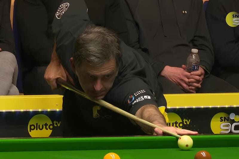 Ронни О'Салливан вышел в 1/2 финала в Рединге (фото: totallysnookered)