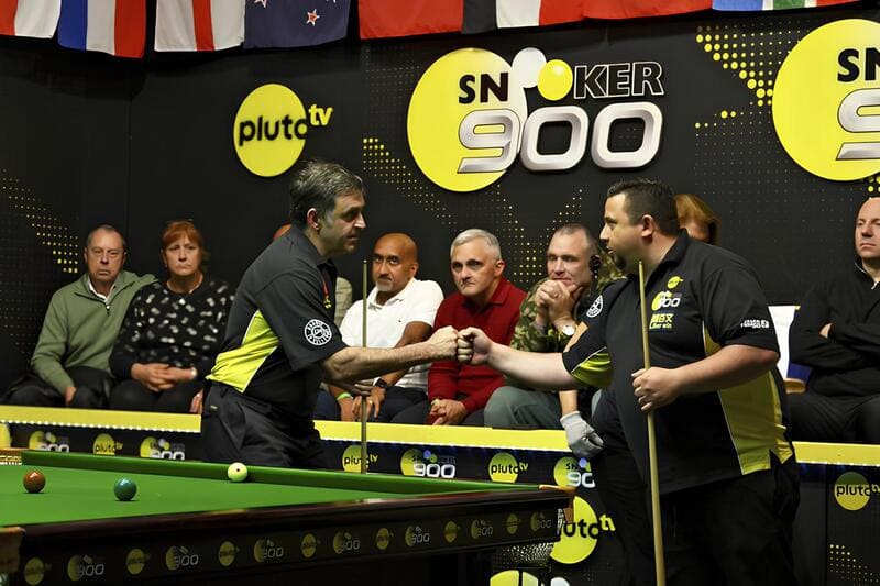 Ронни О'Салливан победил Билли Джо Касла со счетом 5-4 (фото: totallysnookered)