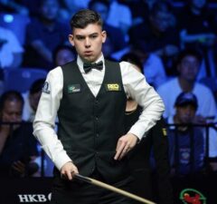 Первый день Wuhan Open 2026. Дэвис сенсационно победил Дин Джуньху