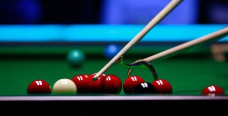 У Ицзэ проиграл Жижину в решающем фрейме первого раунда Wuhan Open 2026 (видео)