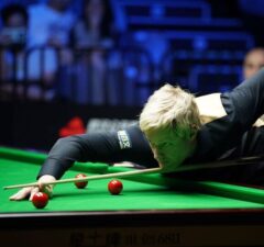 Эпический фрейм матча Нил Робертсон vs Хоссейн Вафаей на Wuhan Open 2026 (видео)