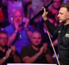 Трамп решительно разгромил Чжао и вышел в полуфинал British Open 2026