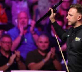Трамп решительно разгромил Чжао и вышел в полуфинал British Open 2026