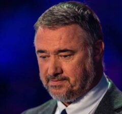 Стивен Хендри дает совет перспективному снукеристу: «Так не стоит себя вести»